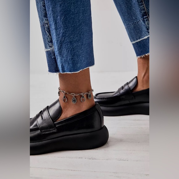 Vagabond Janick Loafers - Picture 2 of 9